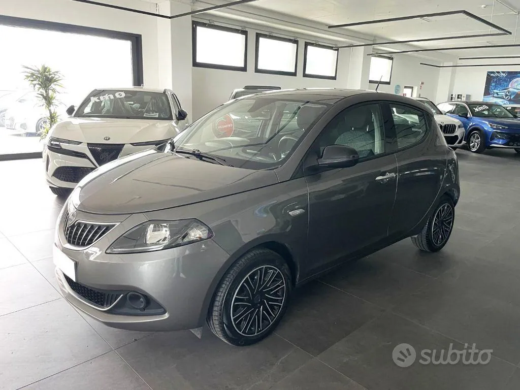 Lancia Ypsilon 2022 photo 3