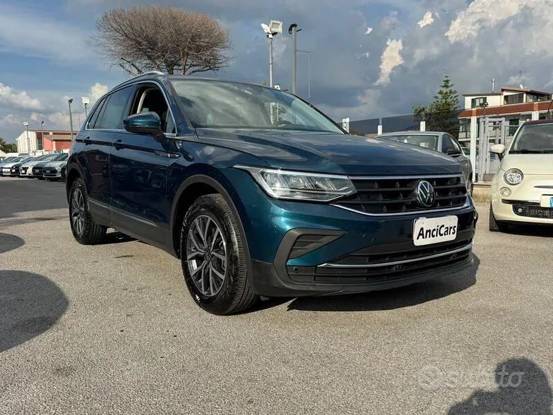 Volkswagen Tiguan 2023 photo 2