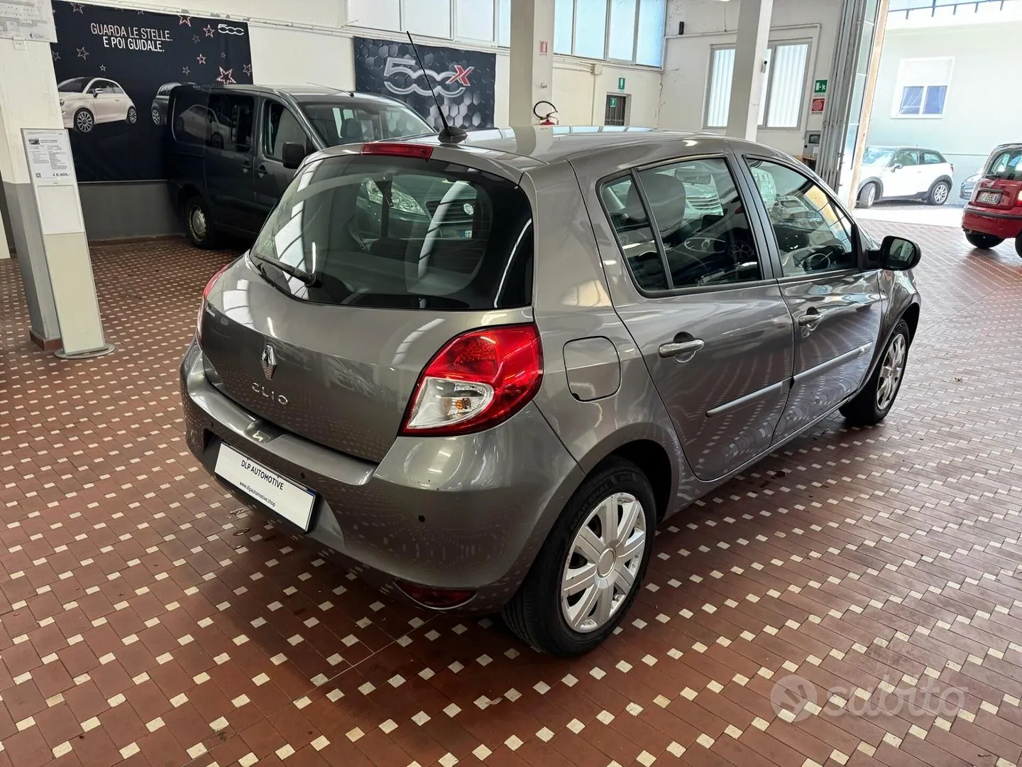 Renault Clio 2012 photo 4