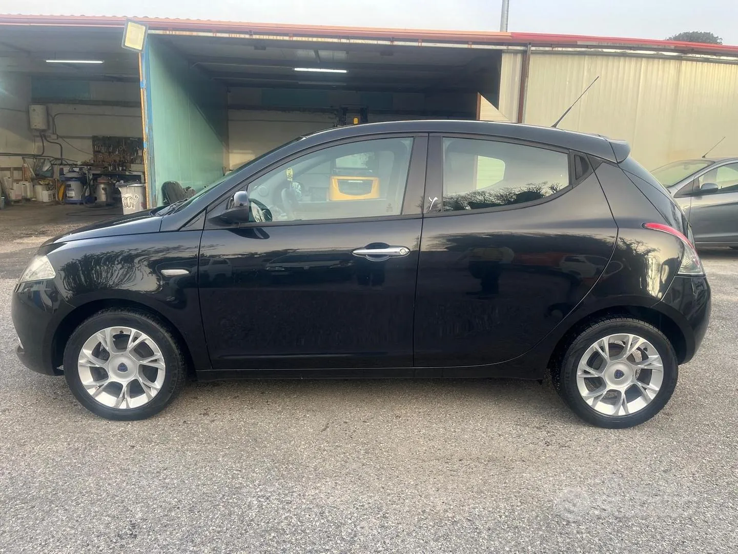 Lancia Ypsilon 2016 photo 3