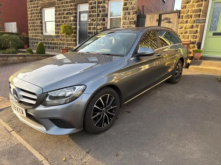 Mercedes-Benz C-Class 2019 photo 3