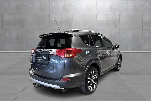 Toyota Rav4 2015 photo 5