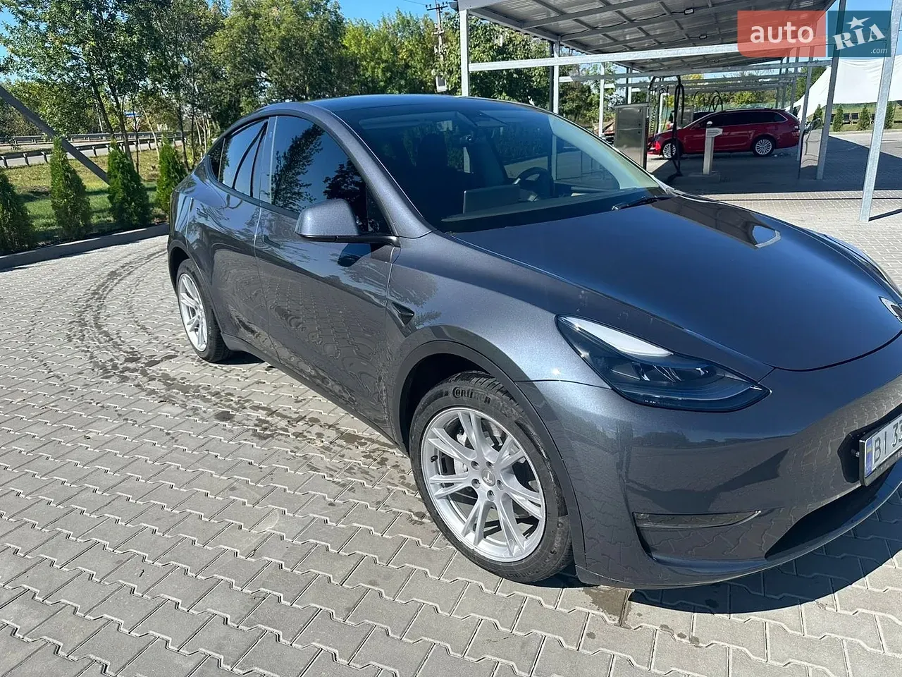 Tesla Model Y 2023 photo 3