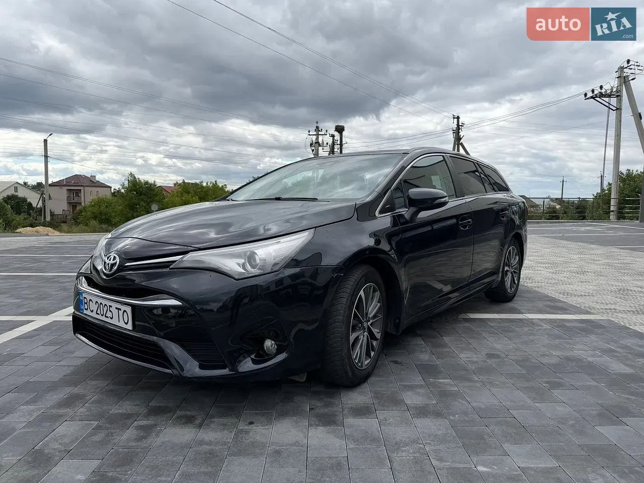 Toyota Avensis 2015 photo 4