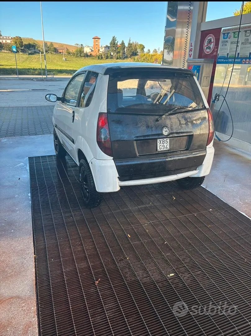 Aixam Miniauto 2010 photo 3