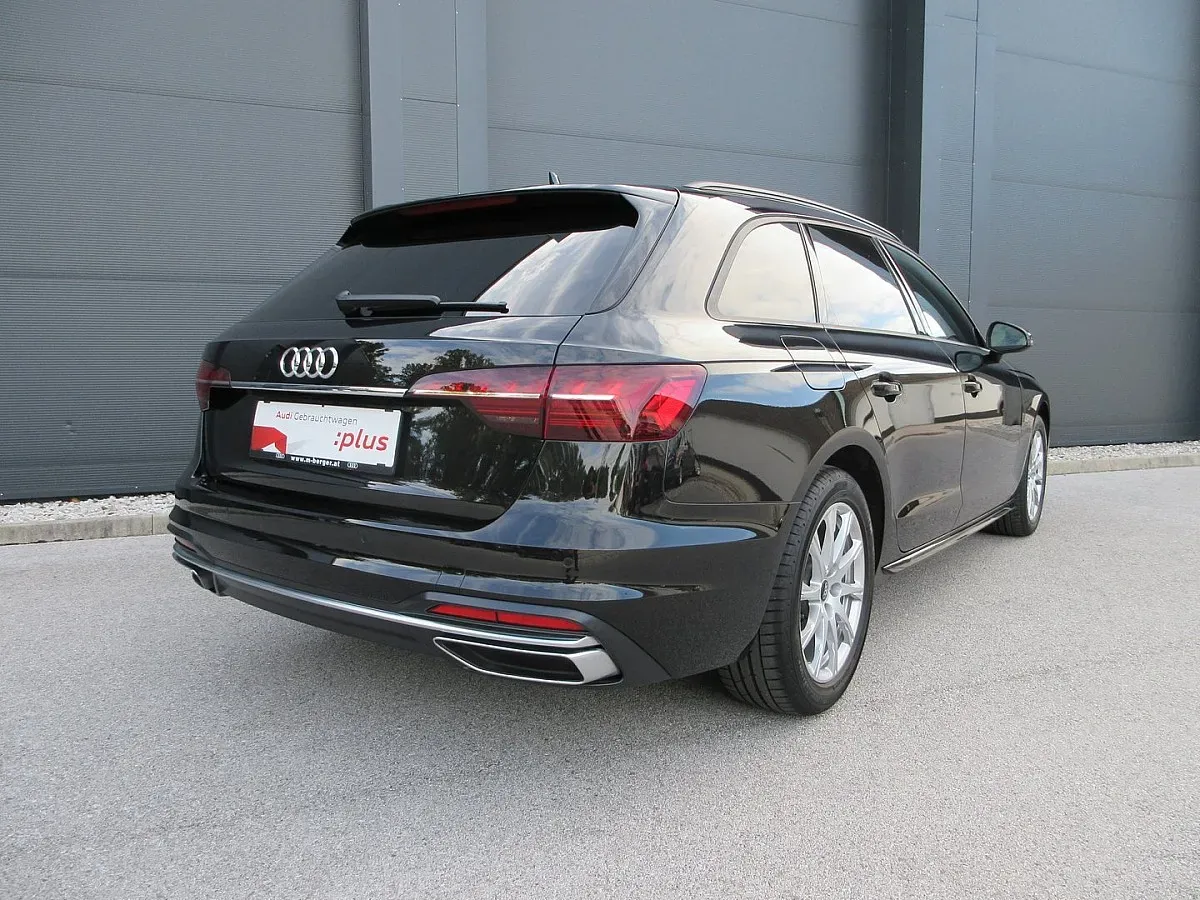 Audi A4 2024 photo 5