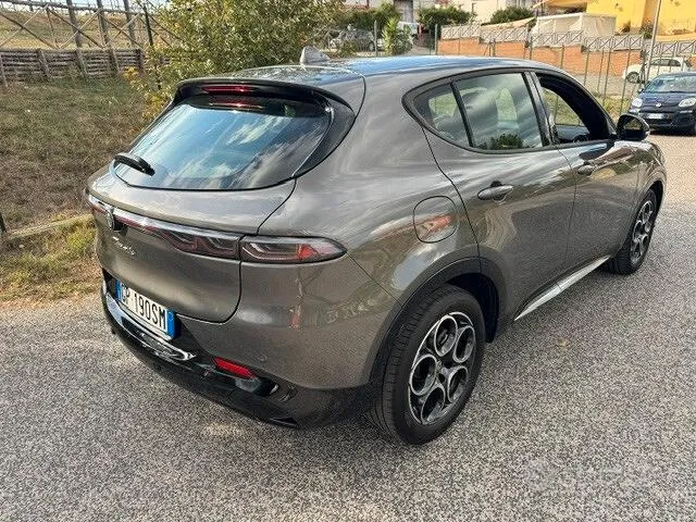 Alfa Romeo Tonale 2023 photo 3