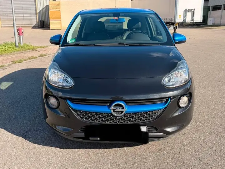 Opel Adam