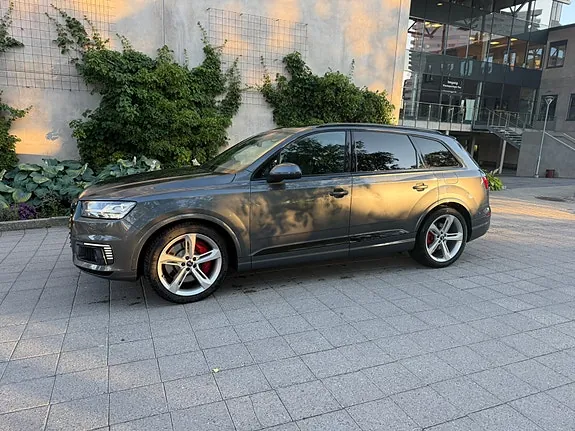 Audi Q7 2018 photo 2