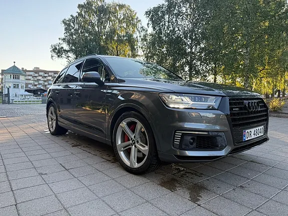 Audi Q7 2018 photo 3