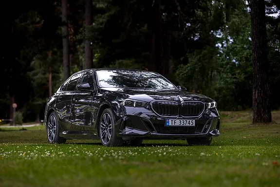 BMW I5 2024 photo 2