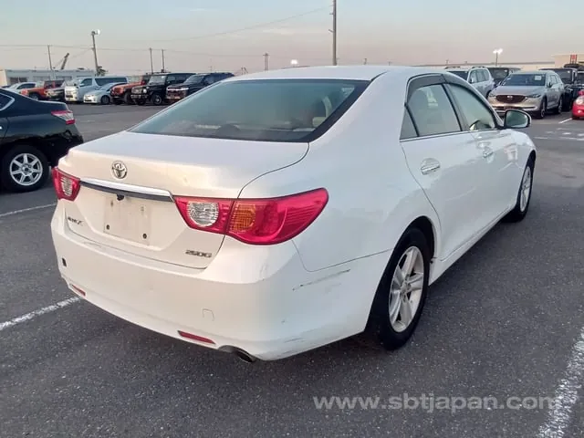 Toyota Mark X 250G 2010 photo 4