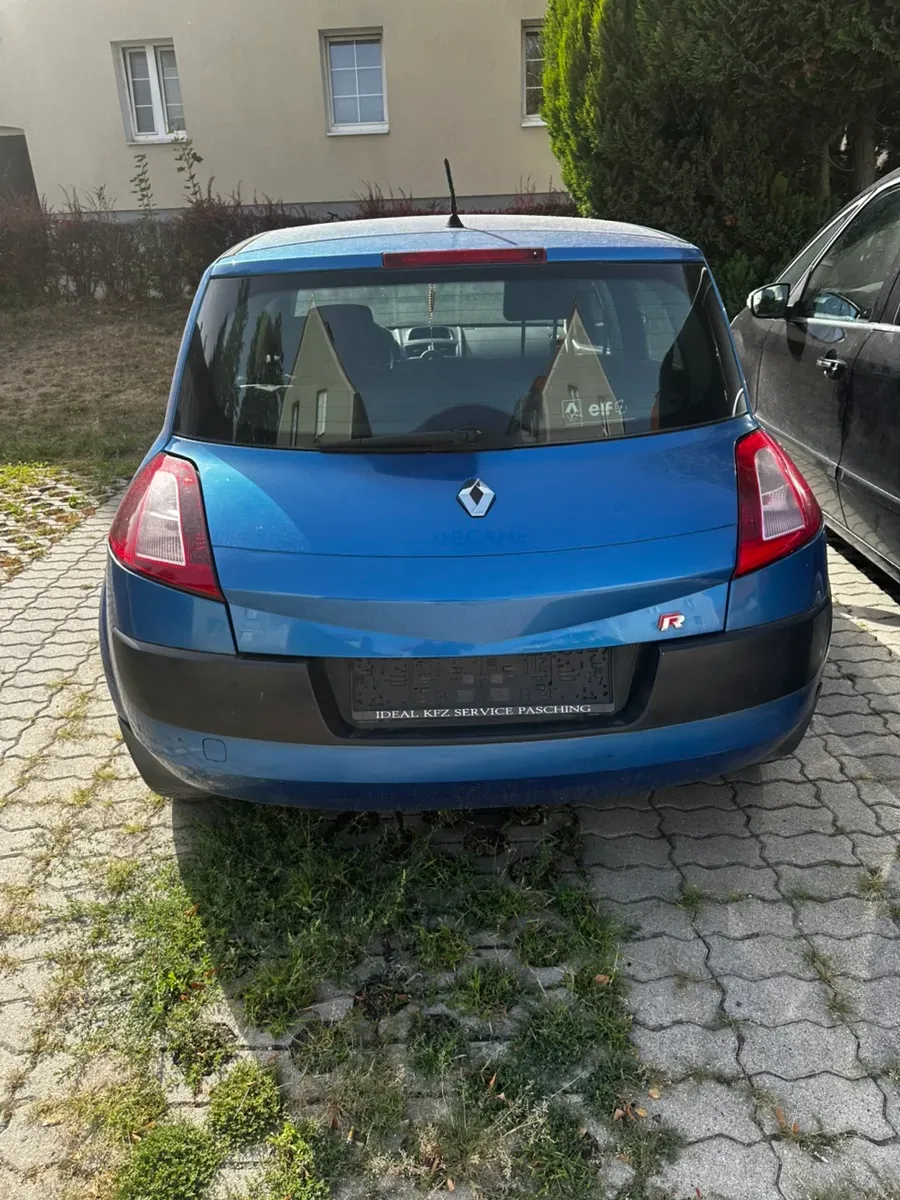 Renault Megane 2004 photo 2