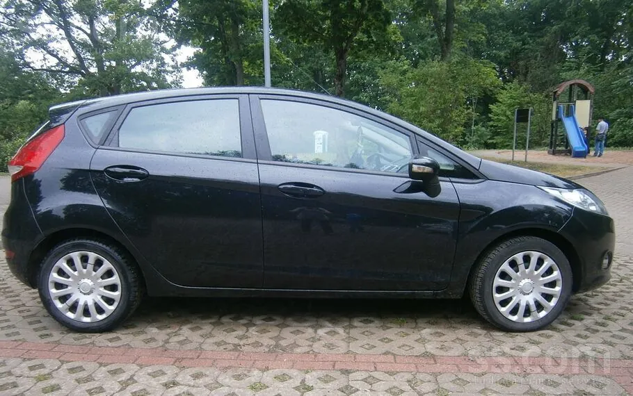 Ford Fiesta 2012 photo 5