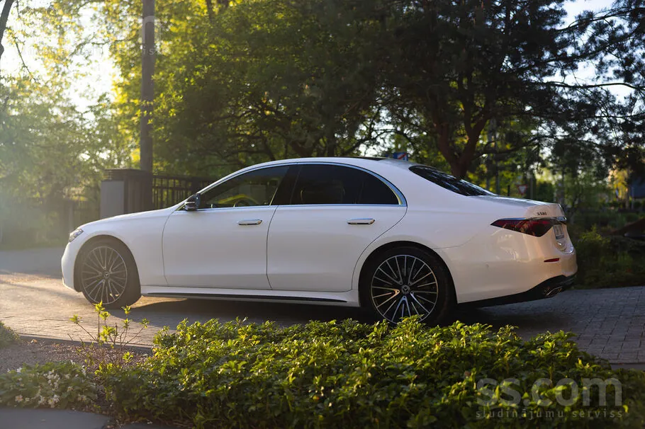 Mercedes-Benz S580 2022 photo 2