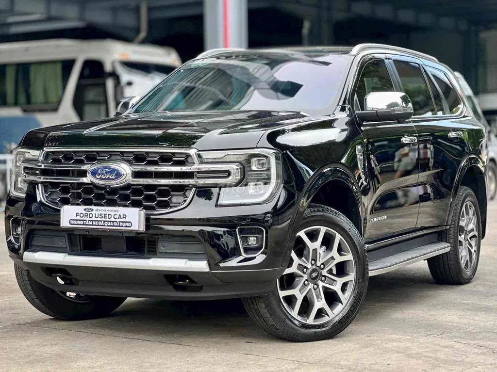Ford Everest 2024 photo 2