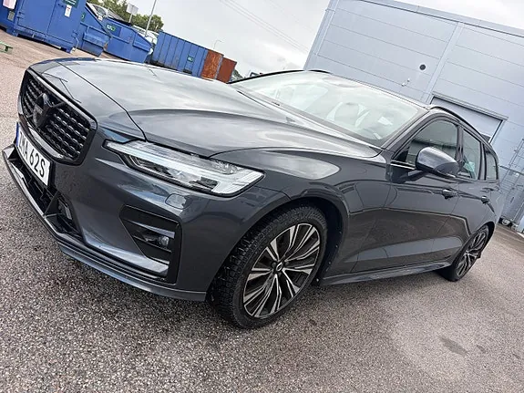 Volvo V60 2020 photo 2