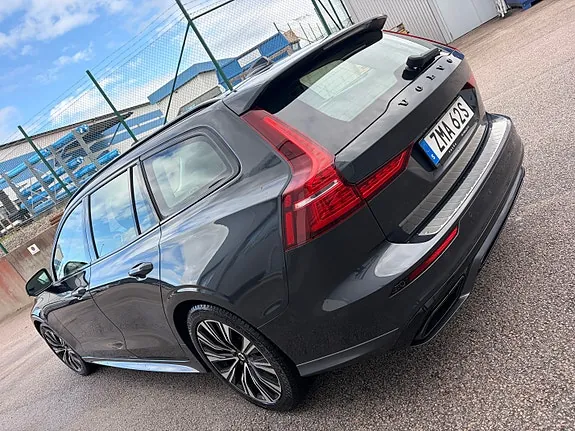 Volvo V60 2020 photo 4