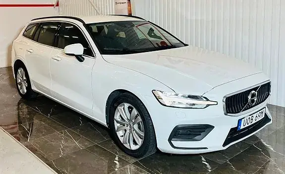 Volvo V60 2022 photo 3