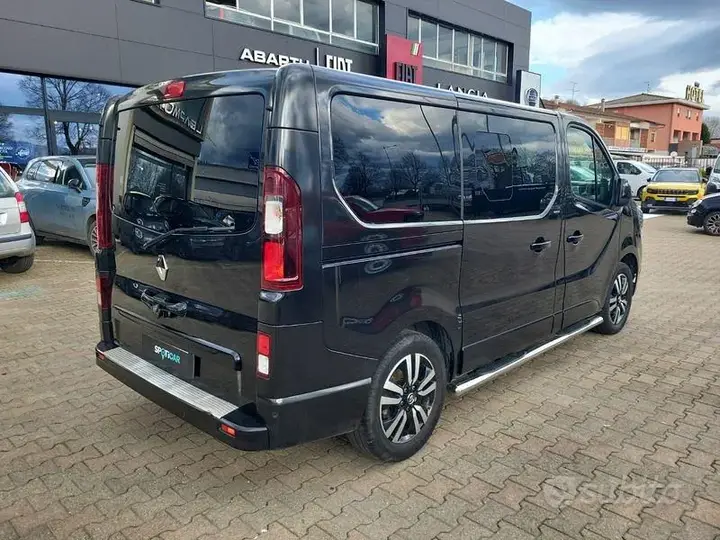 Renault Trafic 2023 photo 5