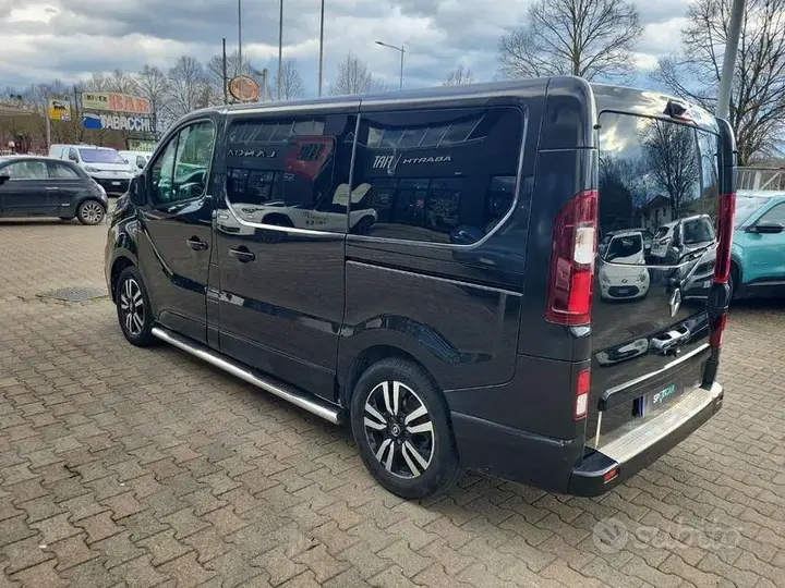 Renault Trafic 2023 photo 4