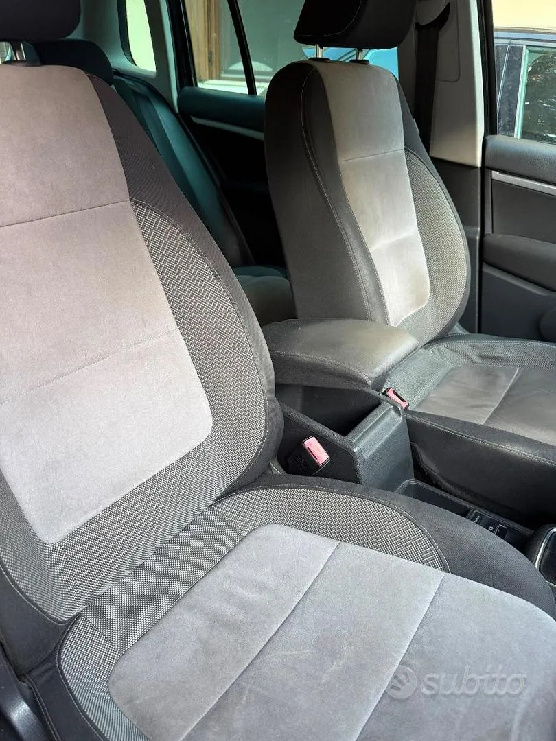 Volkswagen Tiguan 2011 photo 5