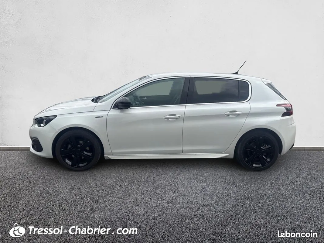 Peugeot 308 2020 photo 2