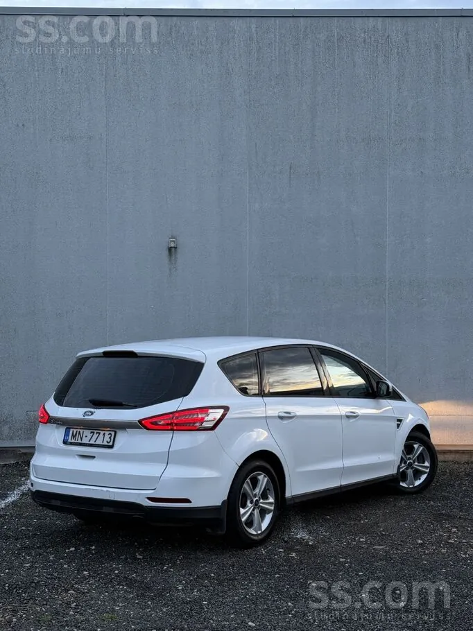 Ford S-Max 2015 photo 5