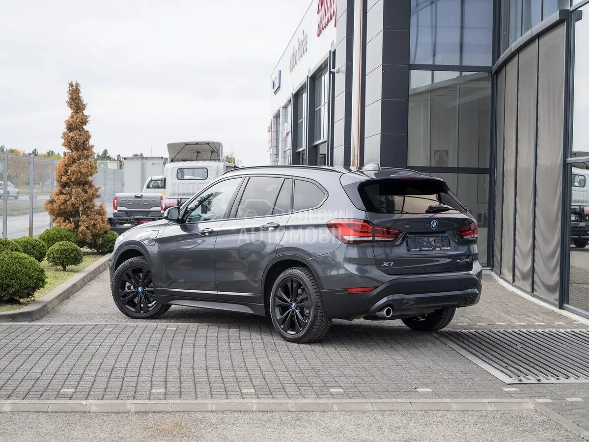 BMW X1 2022 photo 3