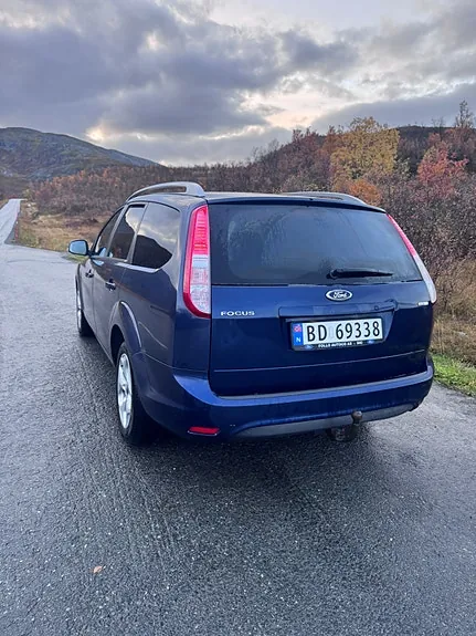 Ford Focus 2010 photo 5
