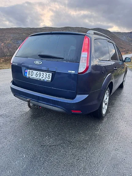 Ford Focus 2010 photo 4