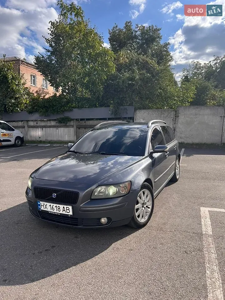 Volvo V50
