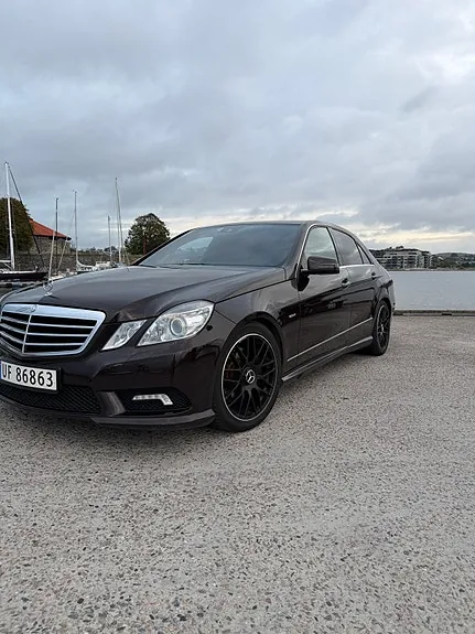 Mercedes-Benz E220 D 2009 photo 2