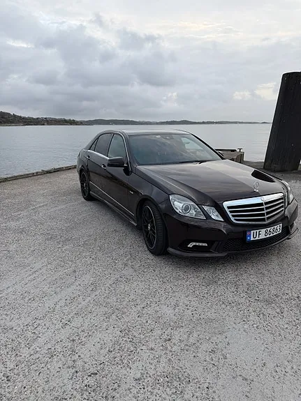 Mercedes-Benz E220 D 2009 photo 4