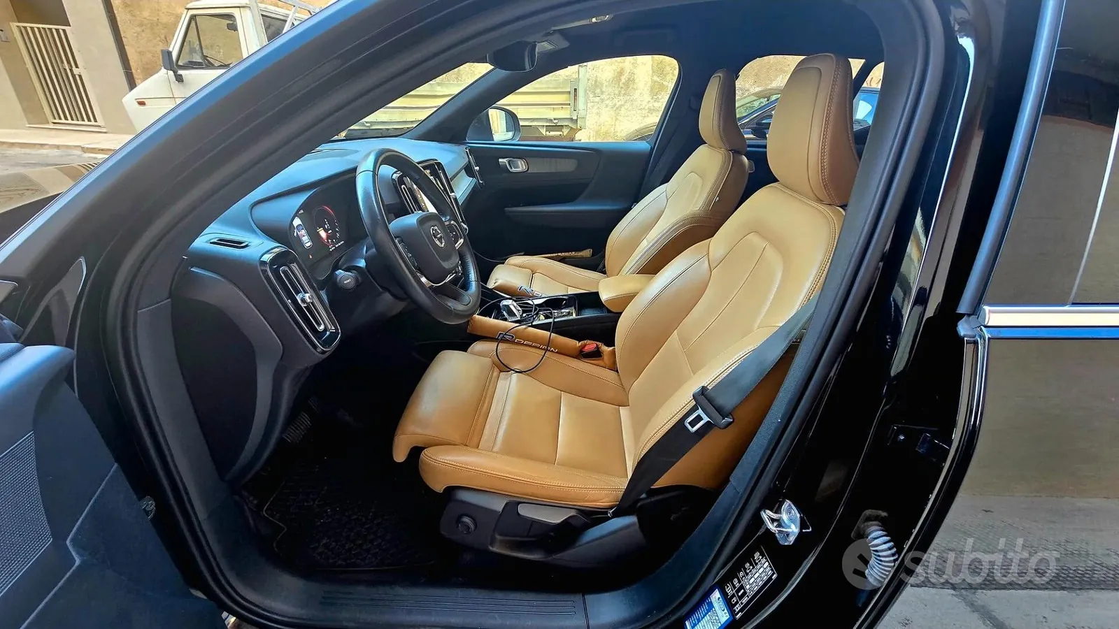 Volvo Xc40 2021 photo 4