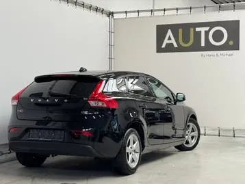 Volvo V40 2017 photo 2