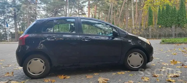 Toyota Yaris 2006 photo 3