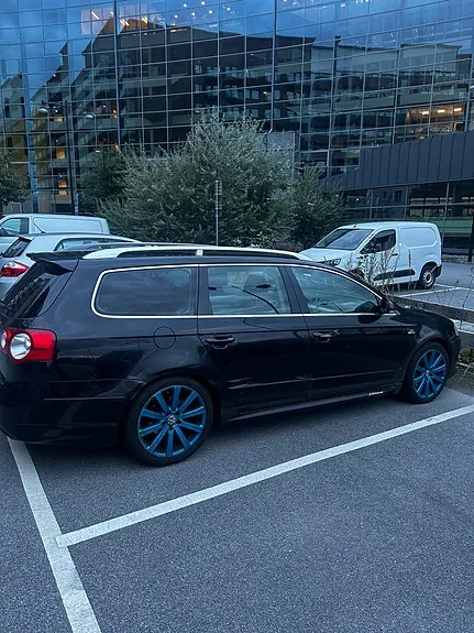 Volkswagen Passat 2010 photo 2