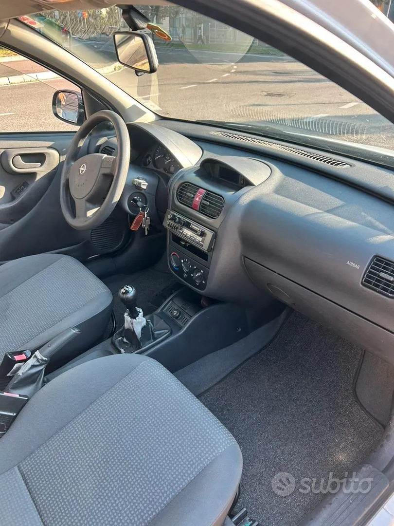 Opel Corsa C 2002 photo 3