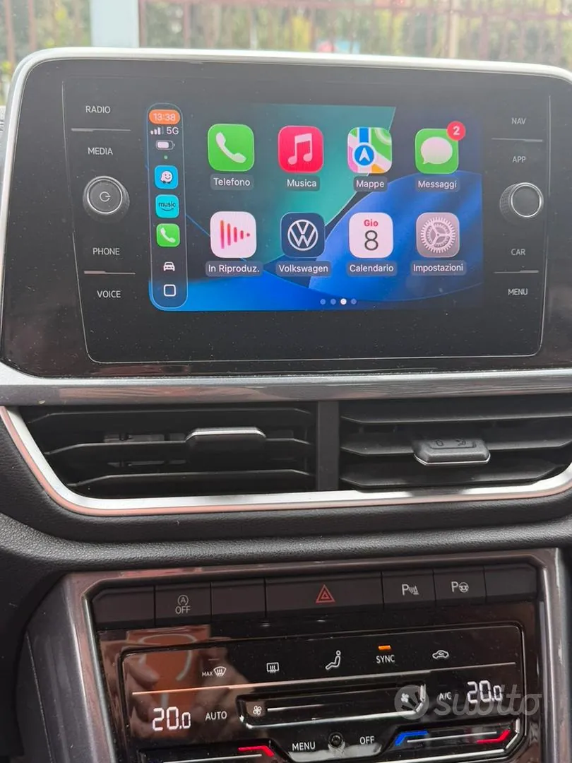 Volkswagen T-Roc 2022 photo 3