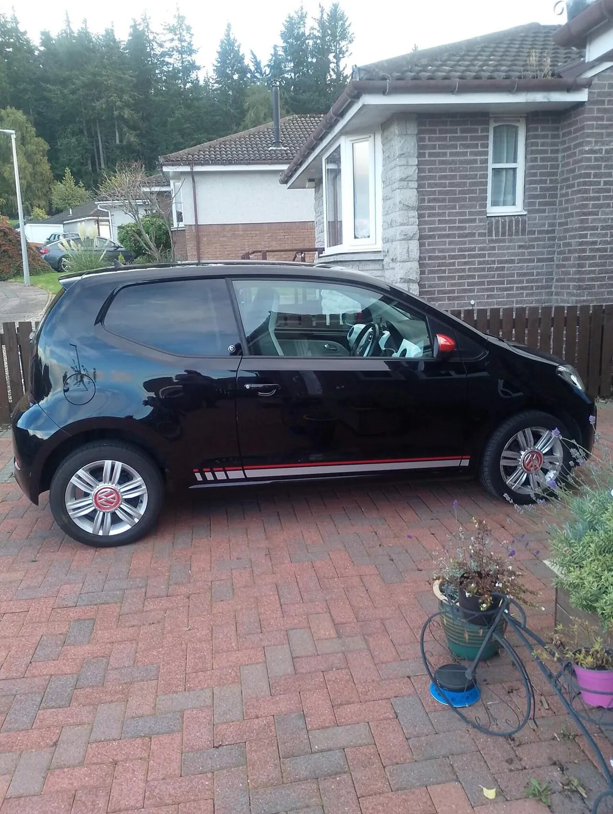 Volkswagen Up 2017 photo 3