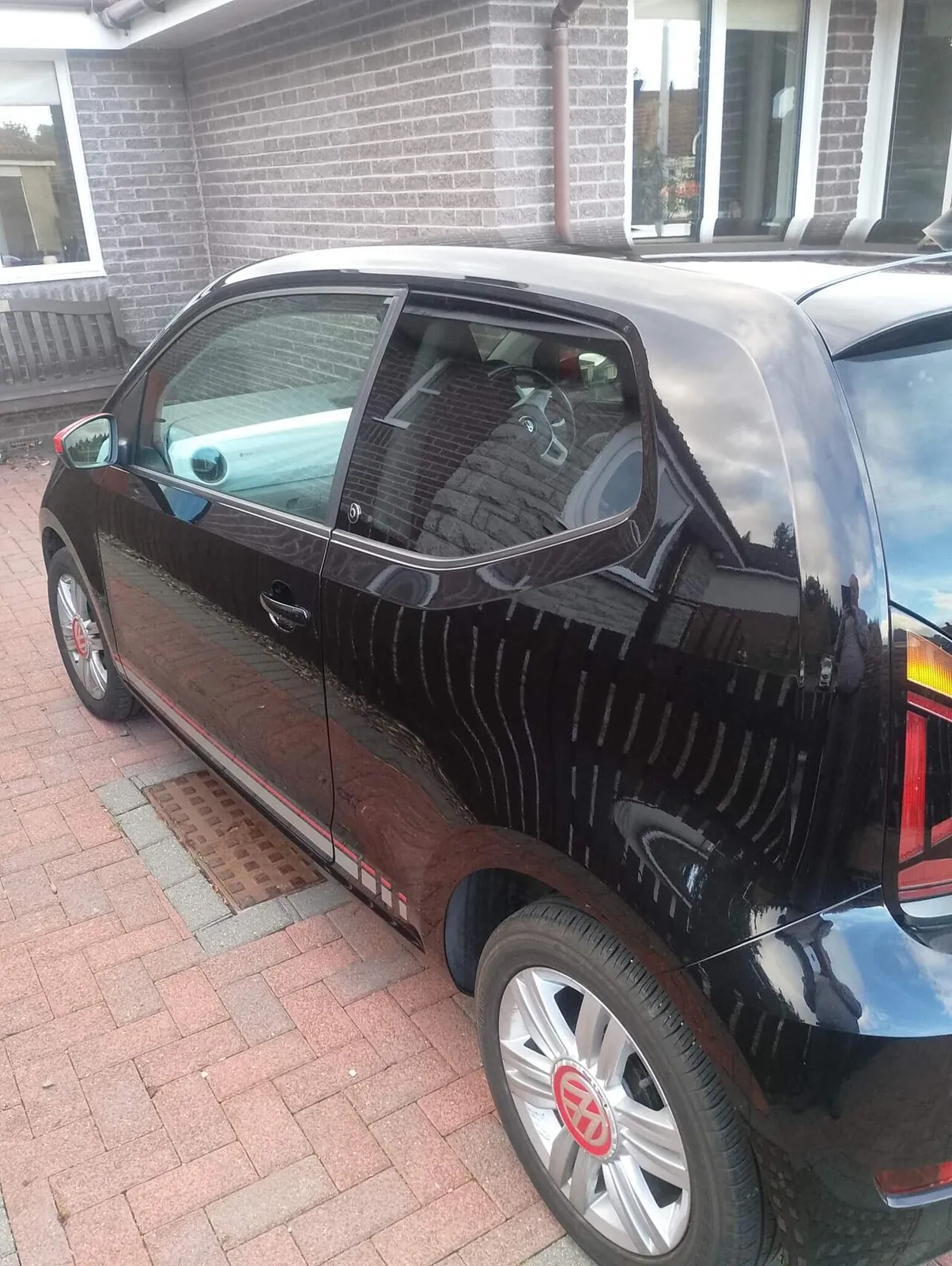 Volkswagen Up 2017 photo 4