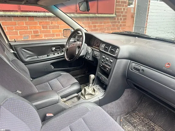 Volvo S70 1997 photo 3
