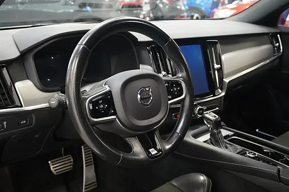 Volvo V90 2017 photo 2