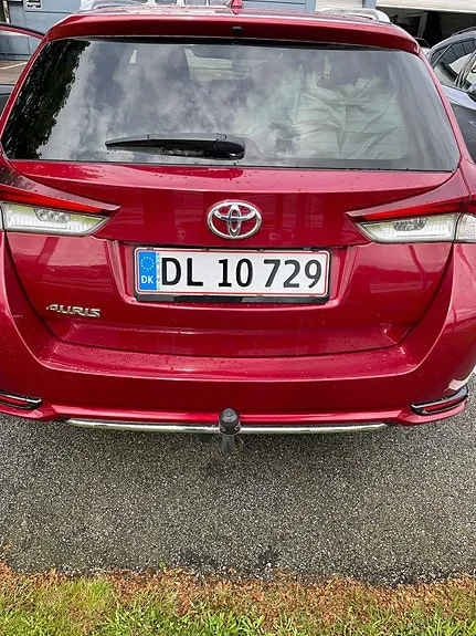 Toyota Auris 2016 photo 2