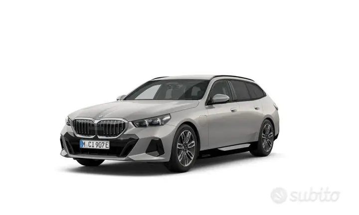 BMW 530E