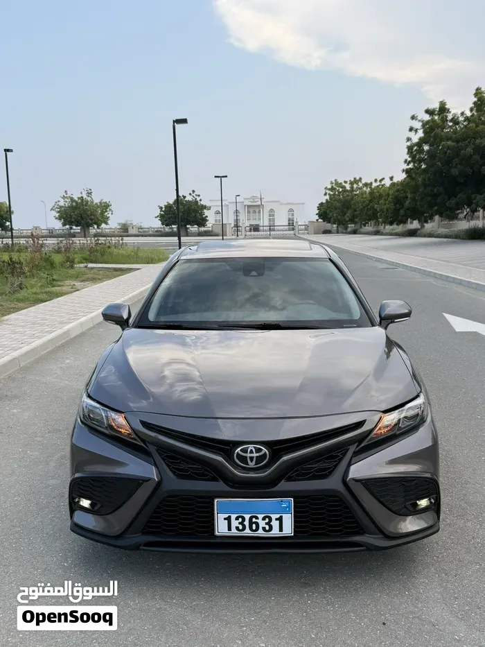 Toyota Camry 2022 photo 3