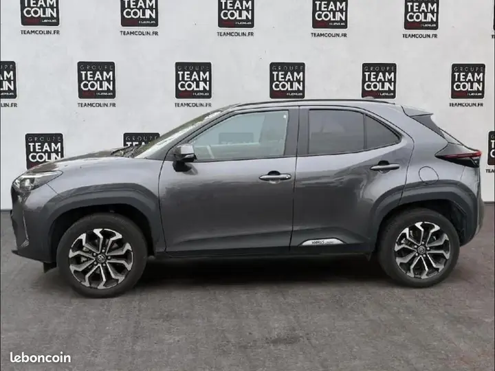 Toyota Yaris Cross 2024 photo 2