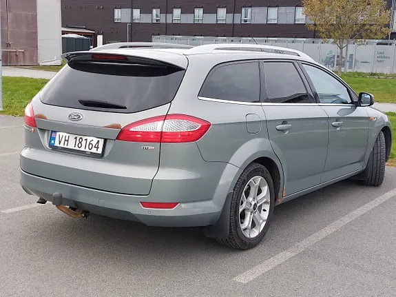 Ford Mondeo 2010 photo 2