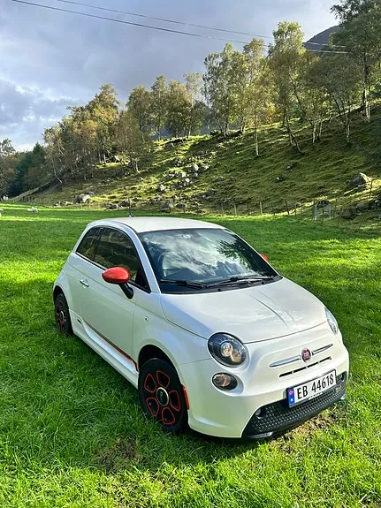 Fiat 500E 2017 photo 4
